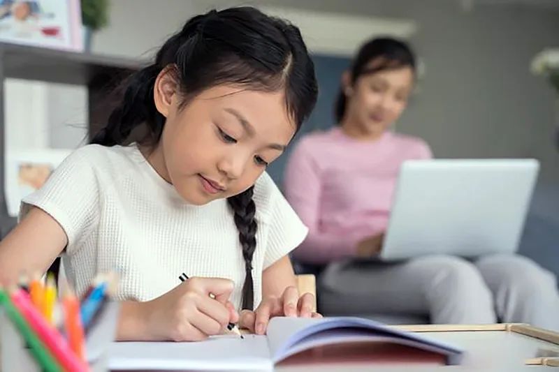 Hạn Chế Sử Dụng Điện Thoại